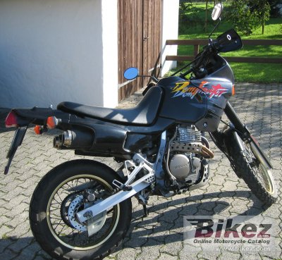 1993 Honda NX 650 Dominator photo